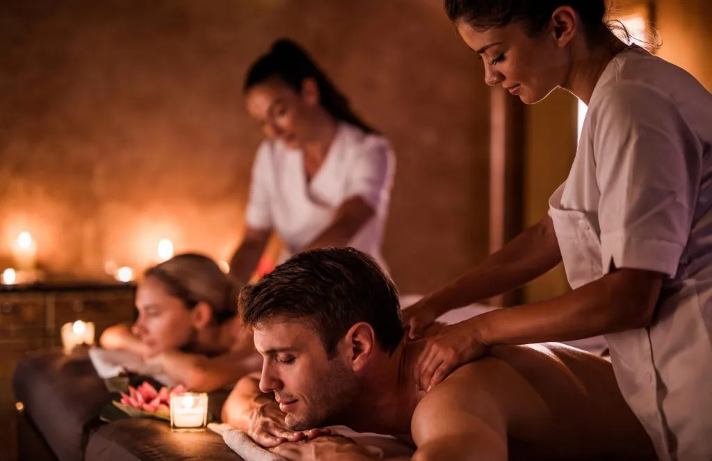 couples-massage-1024×663-1